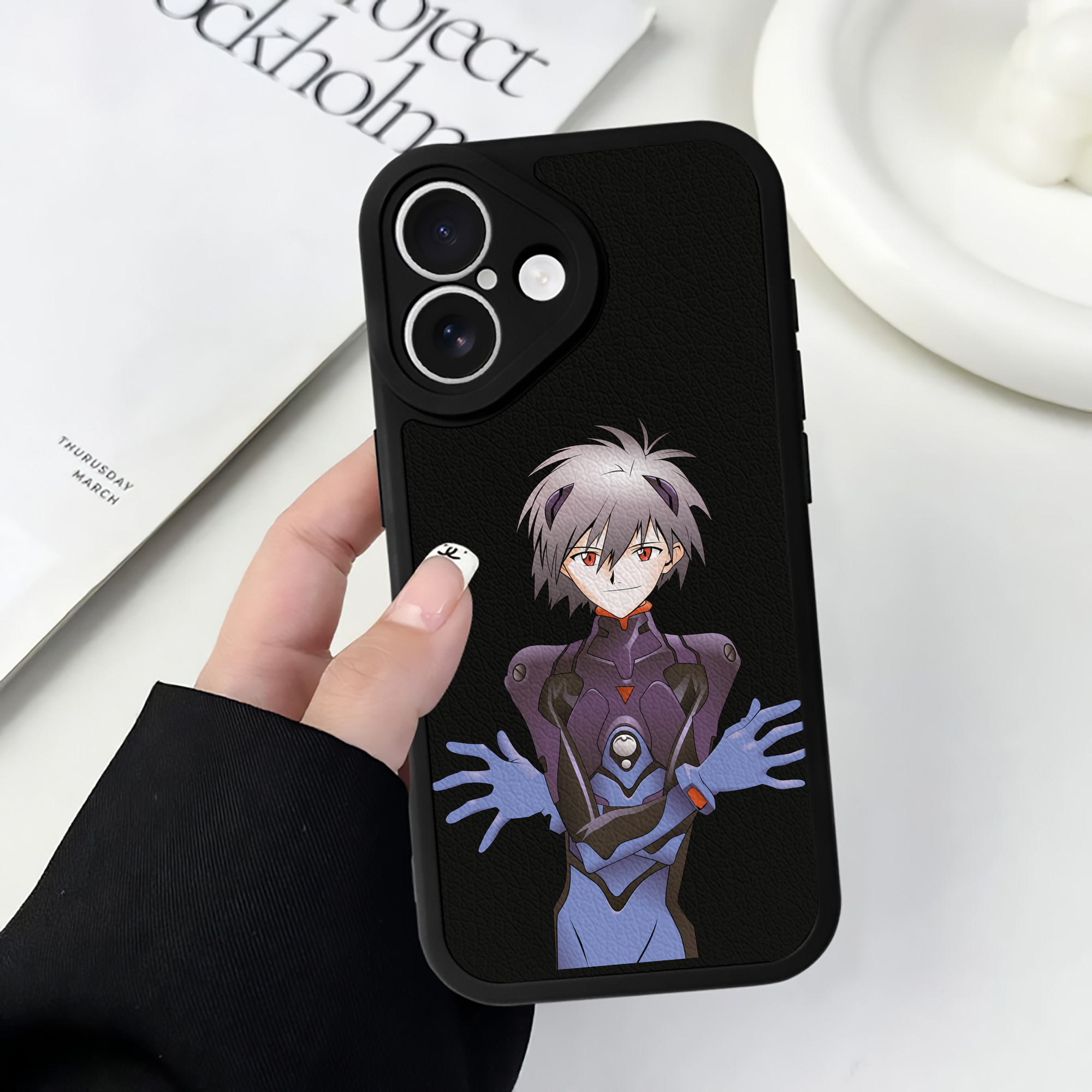 （画像用） EVA 新世紀エヴァンゲリオン 【iPhone 16シリーズ対応】シリコンスマホケース（レザー調） 材質：シリコン